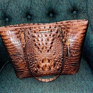 Brahmin Medium Asher-Elmwood Melbourne